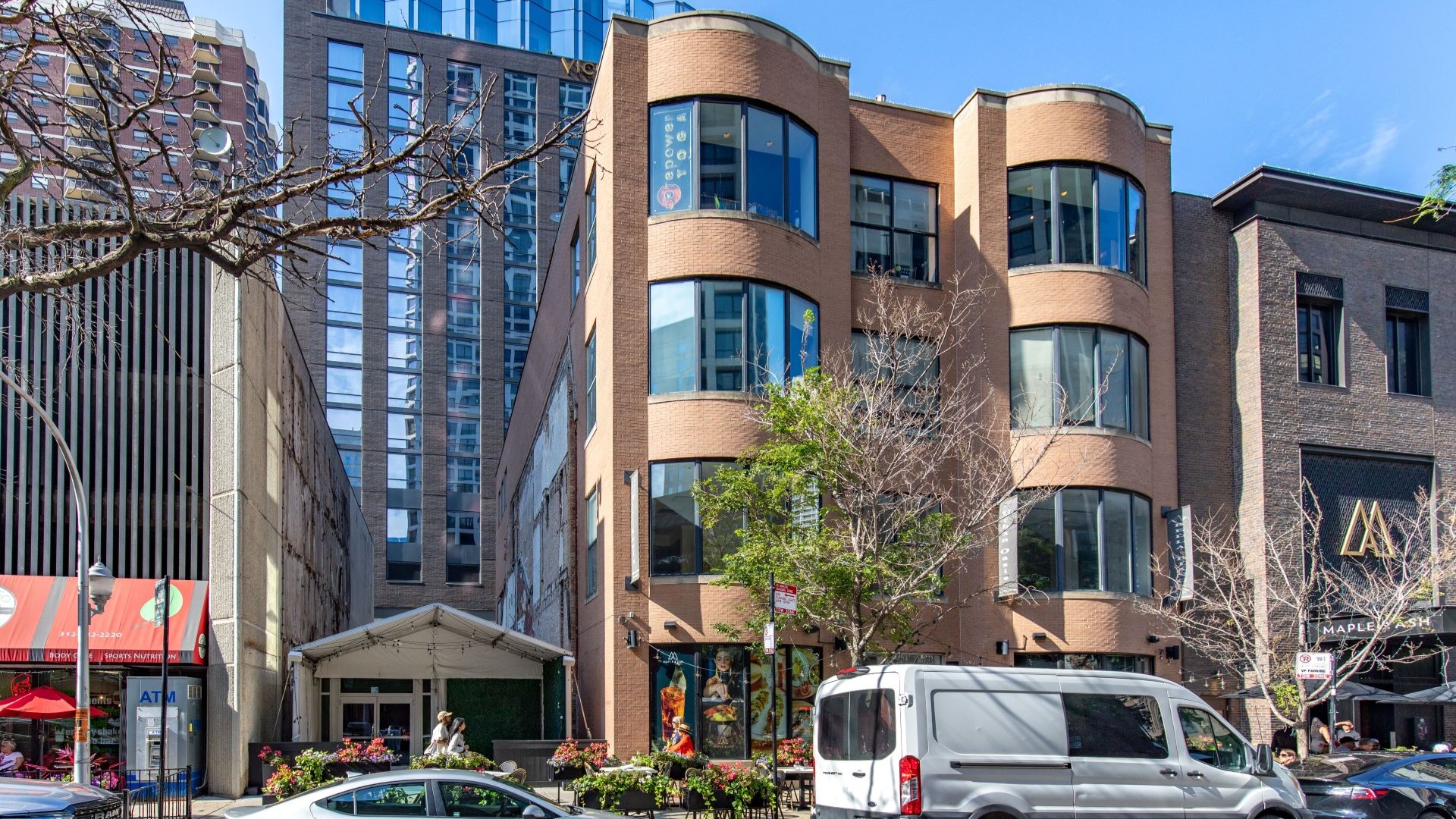 12-16-W-Maple-Street-5